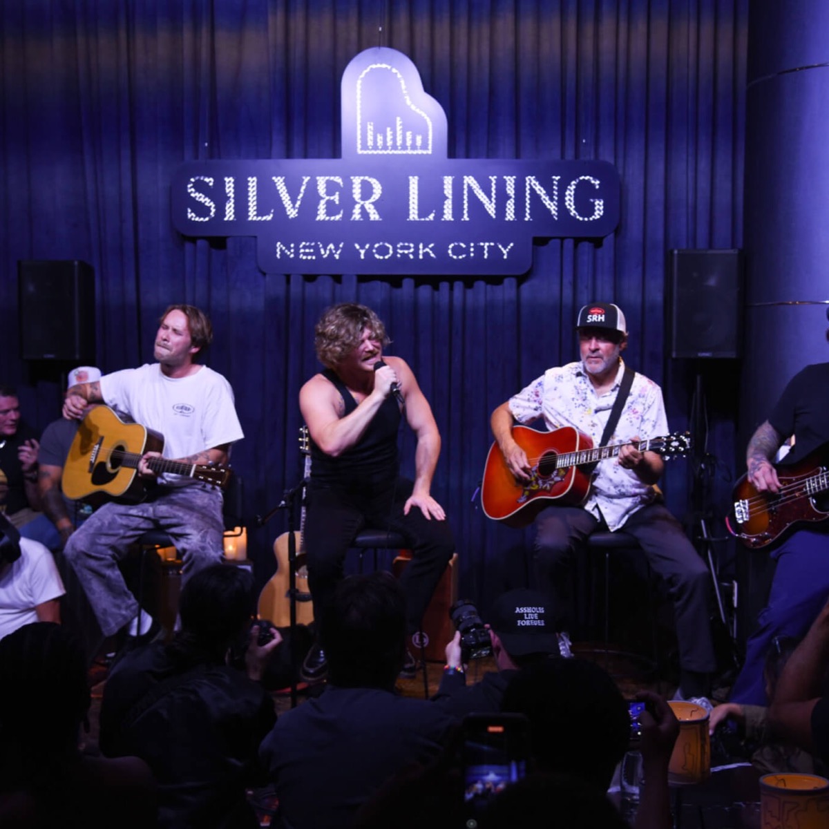 Silver Lining Lounge avatar