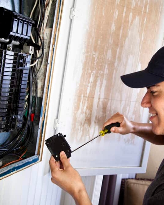 Electrician Techs Inc avatar